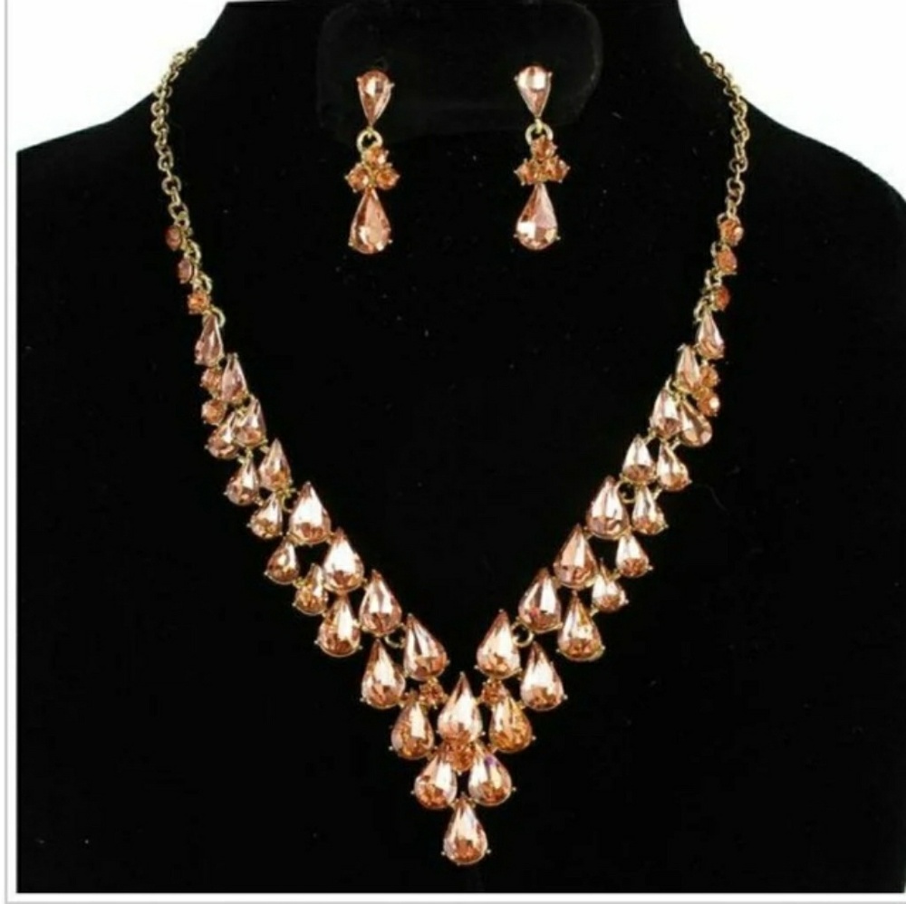 Crystal Necklace Set
